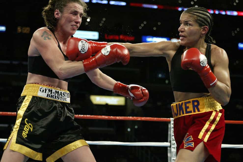 Lucia Rijker (right) boxing Jane Couch on the undercard of Lennox Lewis-Vitali Klitschko back in 2003 (PA Images)