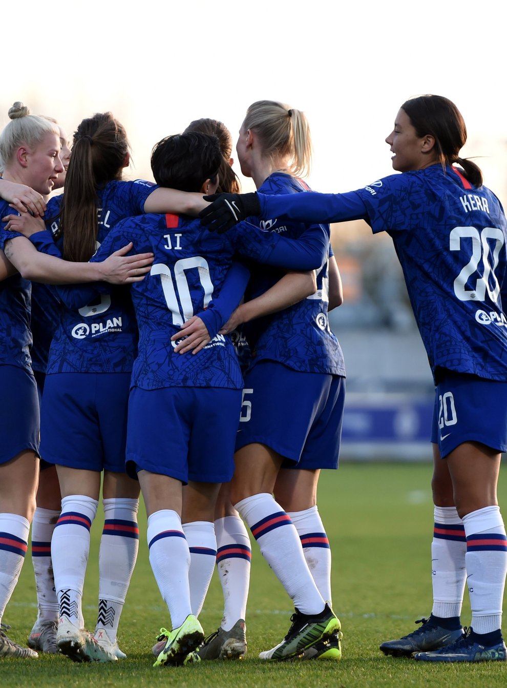 Chelsea put six past Bristol City to keep the pressure up at the top of the WSL (Twitter: Chelsea Women)