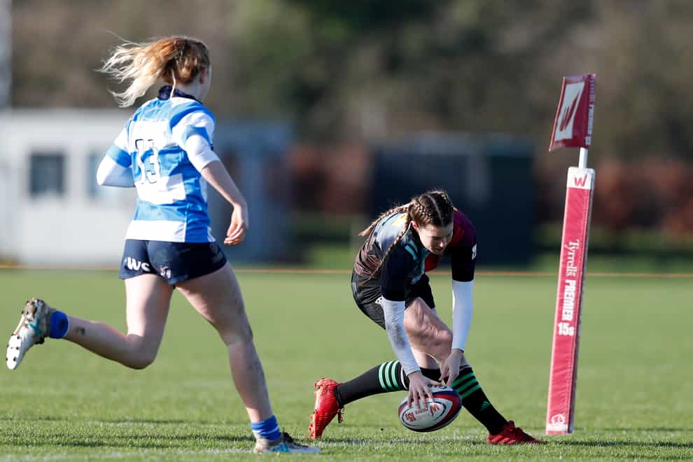 Jess Breach crossed the line five times as Quins stormed to victory Twitter: @HarlequinsWomen))