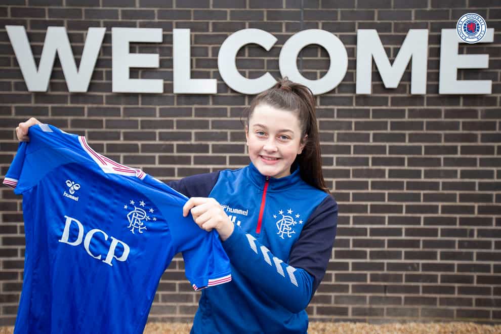 Girasoli has signed her first professional contract at 17 (Twitter: Rangers Women)