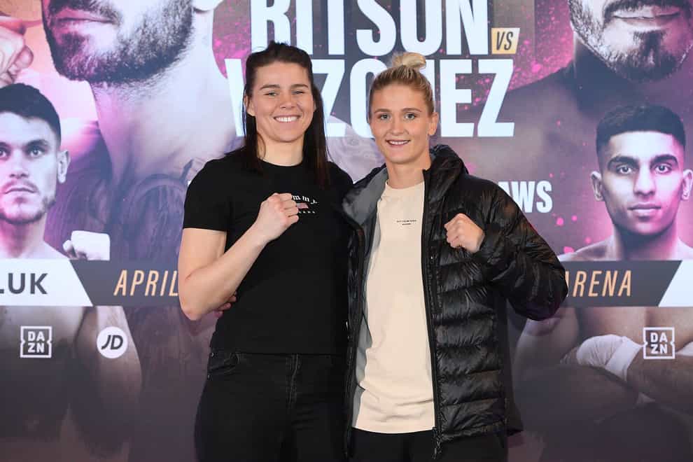 Marshall (left) alongside her friend and fellow north east fighter April Hunter (right) (Twitter: Matchroom Boxing)