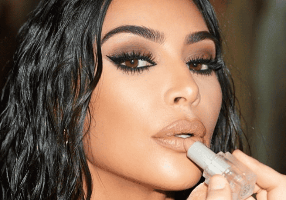Kardashian admits she ignored isolation rules to go round to her mum's house to have her make-up done (Instagram: @kimkardashian)