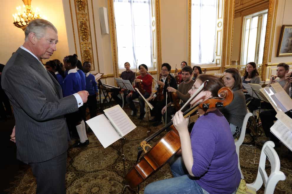 Charles meets Commonwealth Youth Orchestra
