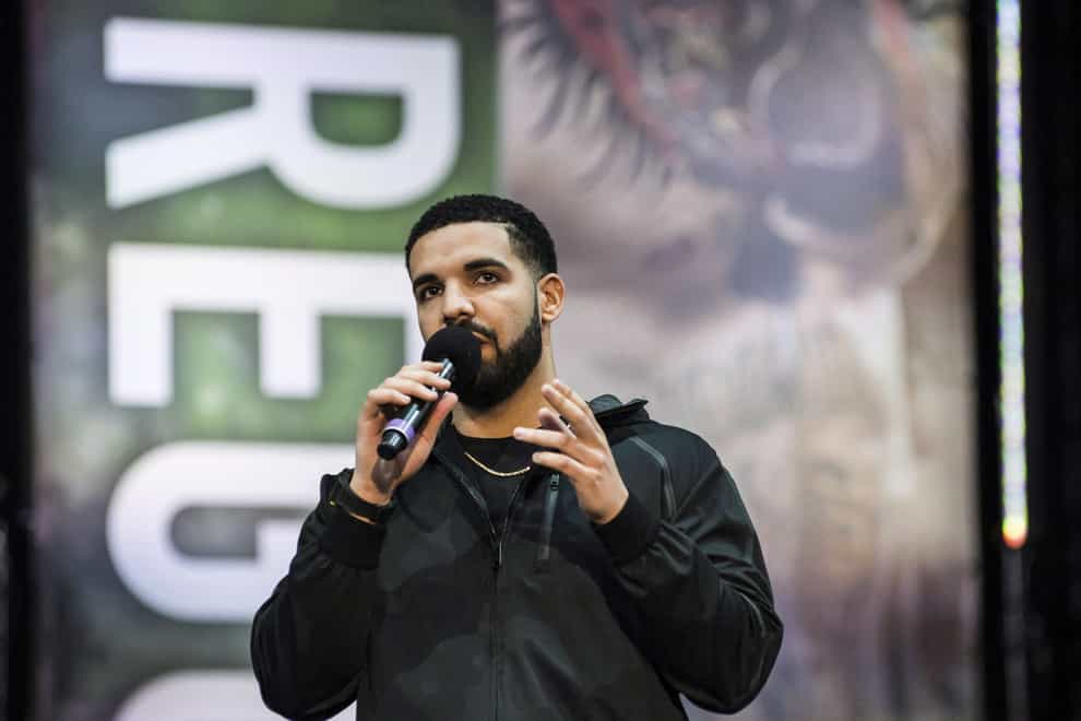 Drake donates $100,000 to Bail Out fund