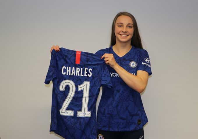 Niamh Charles has penned a deal with Chelsea
