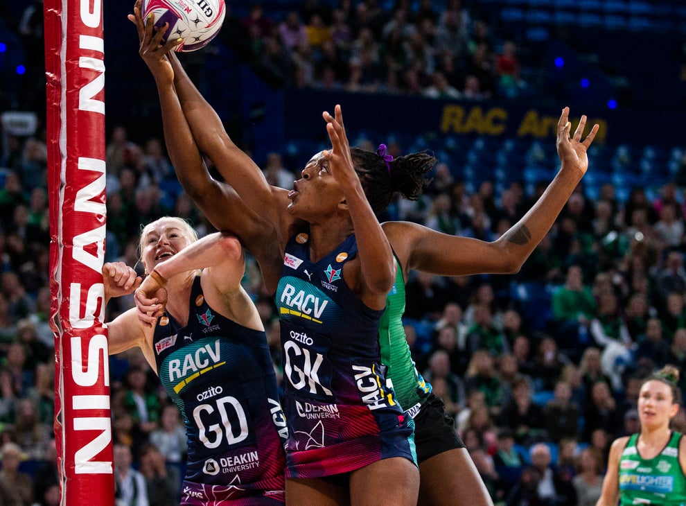 Players are outraged with Suncorp Super Netball's new rule 