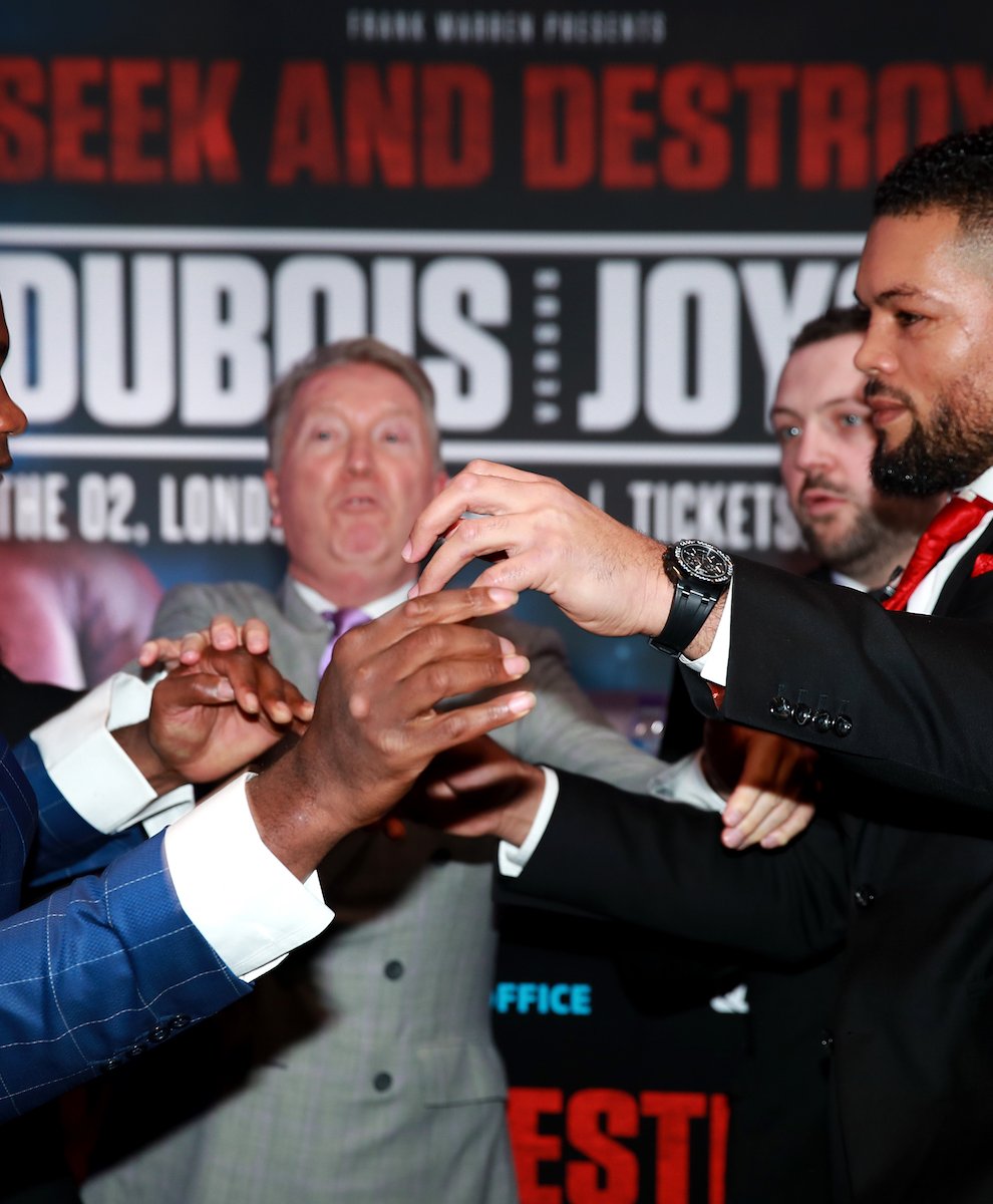 <p>Dubois and Joyce were originally due to clash in April but will now finally meet in the ring this weekend</p>