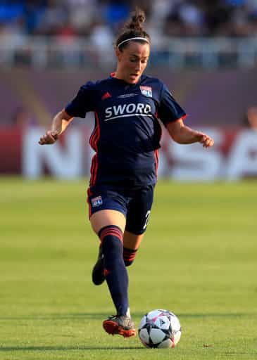 Lucy Bronze has had her contract extended at Lyon