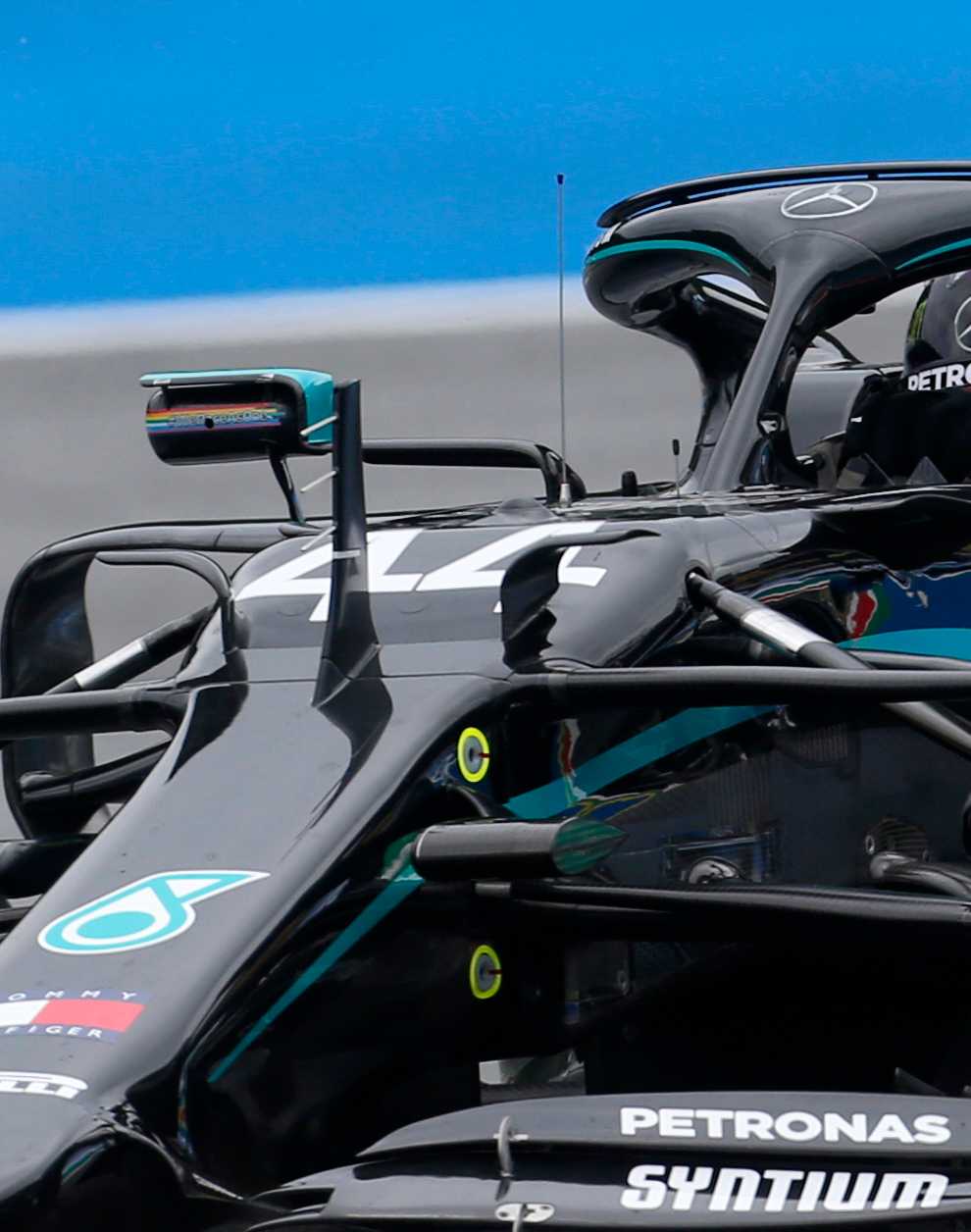 Mercedes' steering system has been banned for 2021
