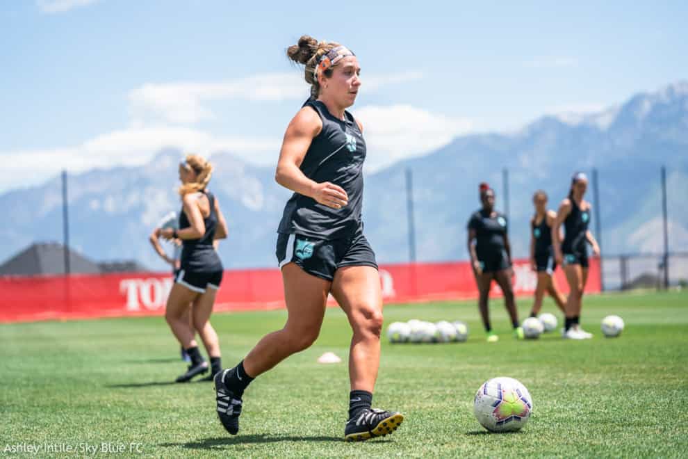 Wright won't play in the remainder of the NWSL Challenge Cup