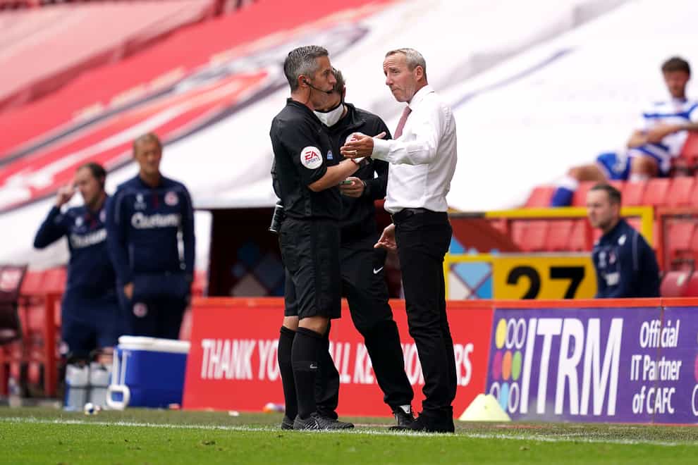 Charlton manager Lee Bowyer makes his feelings known to referee Darren Bond