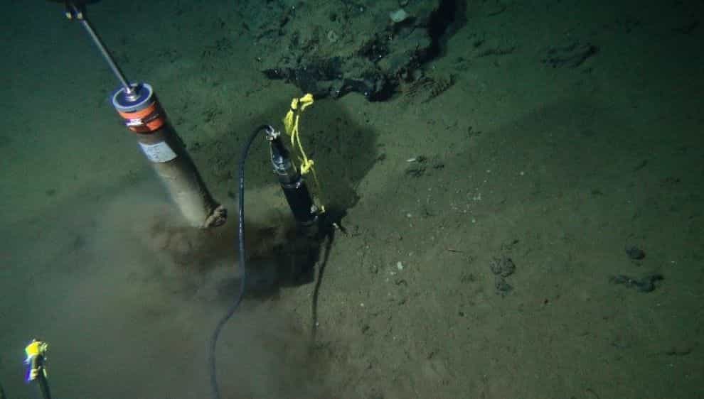A manned deep-ocean research submersible, taking sediment cores at the ocean floor