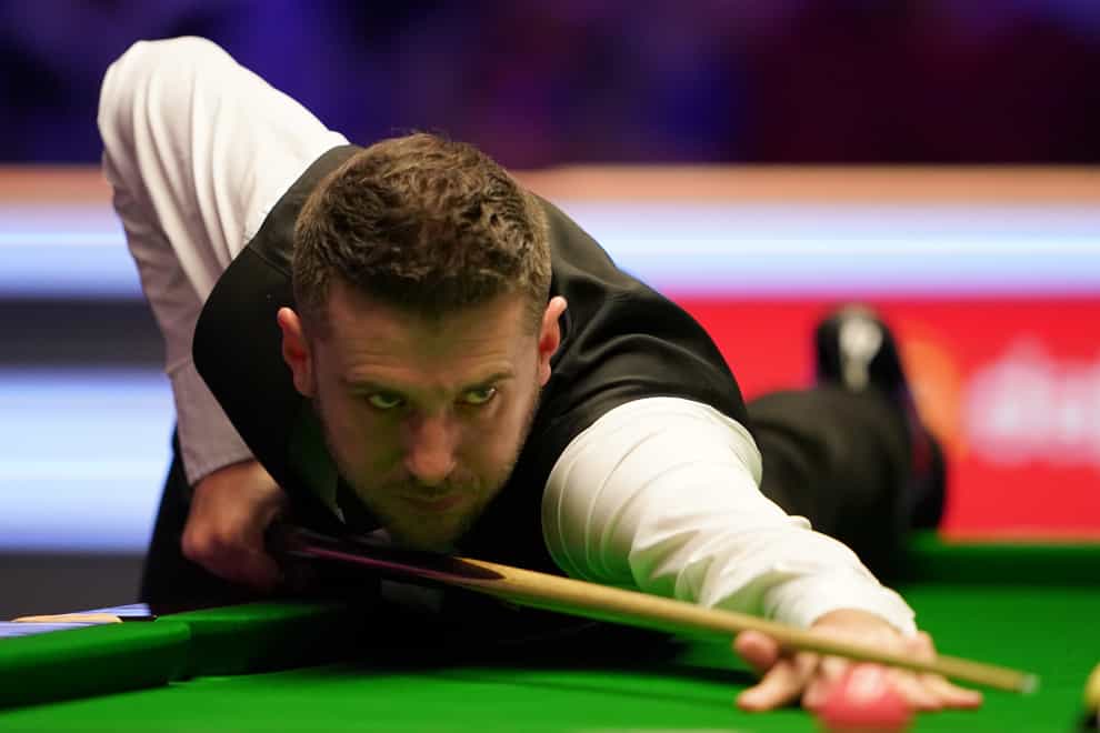 Mark Selby produced a concerted fightback to take a 9-7 lead in his World Championship semi-final clash with Ronnie O'Sullivan