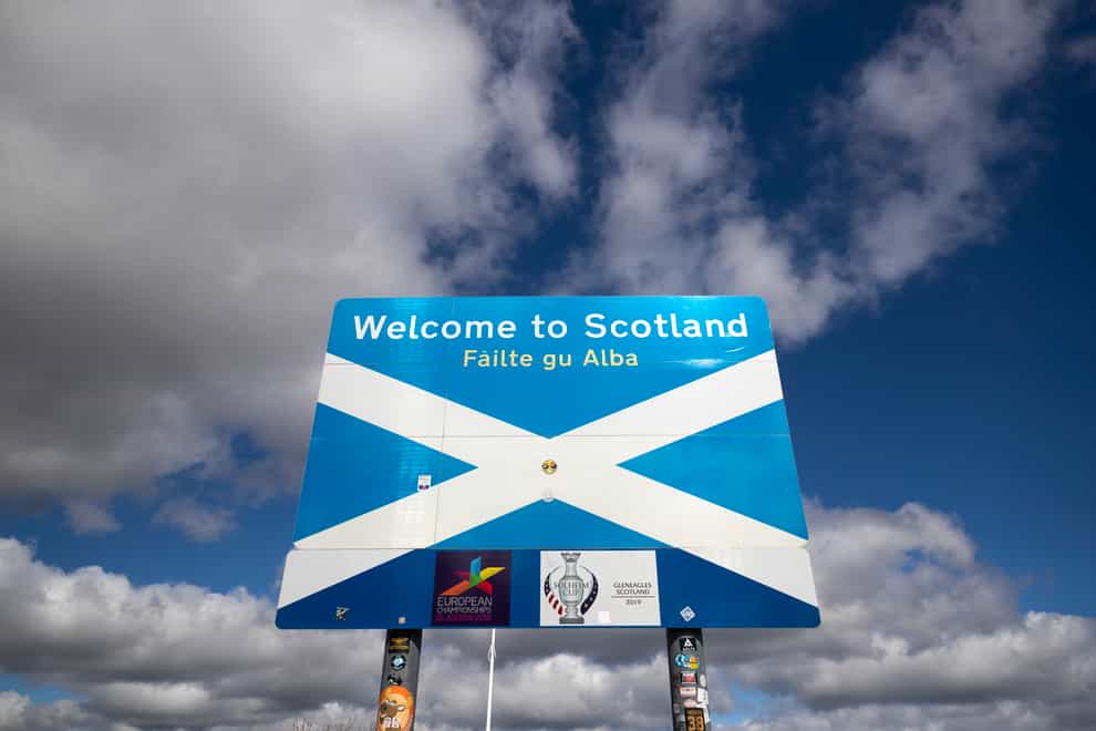 Welcome Scotland sign