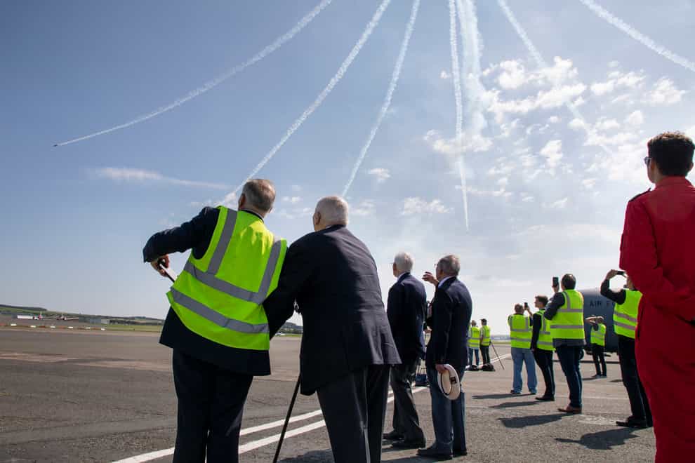 Scottish veterans meet Red Arrows pilots