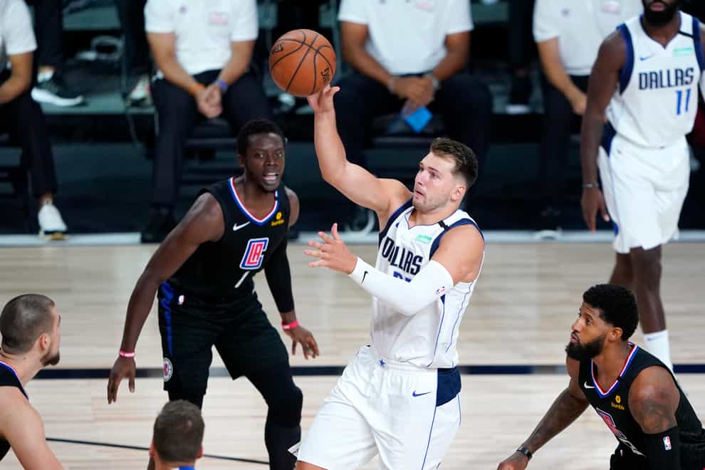 Luka Doncic helped Dallas to victory