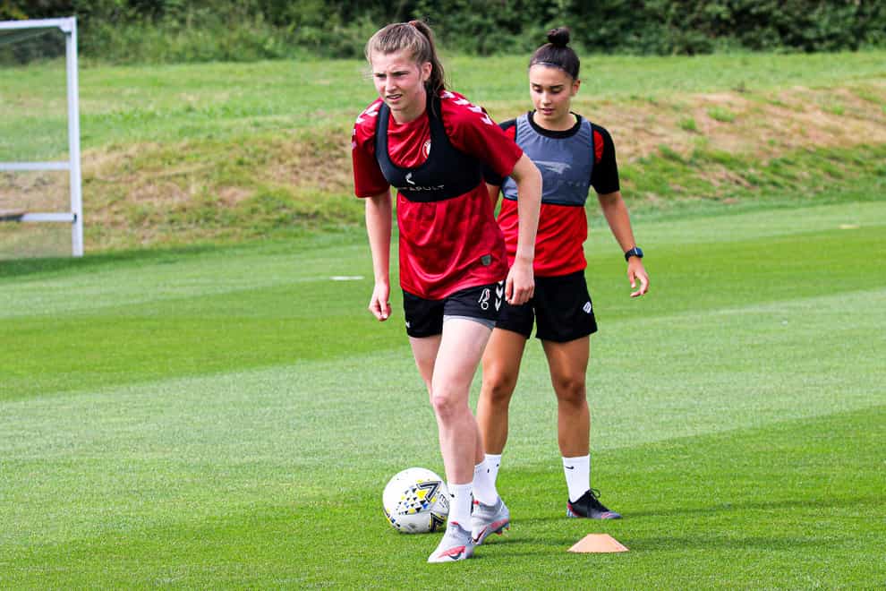 Emma Bissell signs for Bristol City