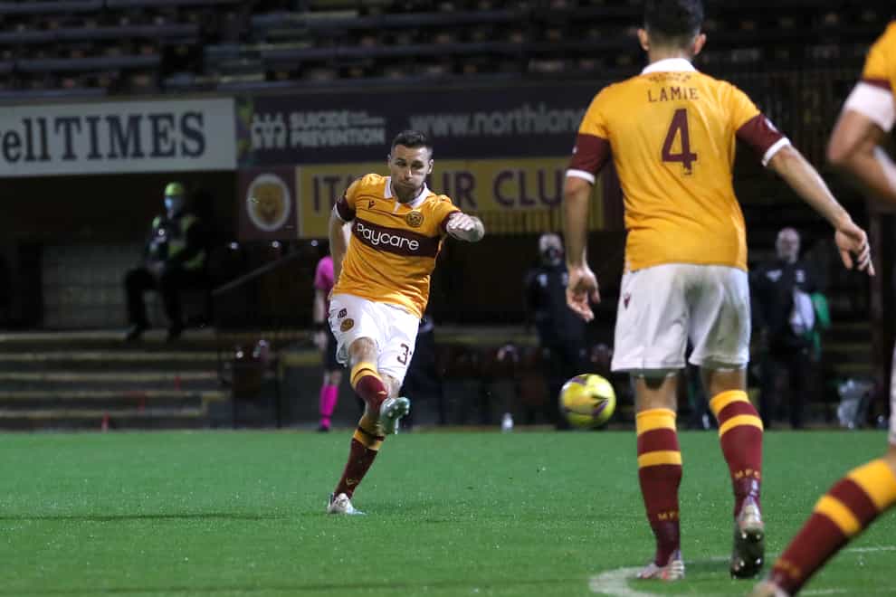 Stephen O’Donnell fires home for Motherwell