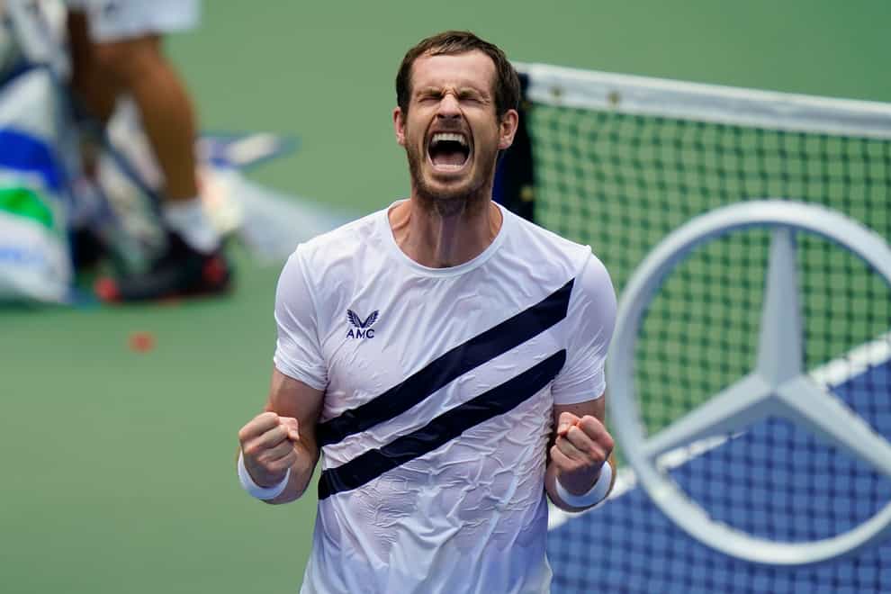 Andy Murray reacts after defeating Yoshihito Nishioka at the US Open