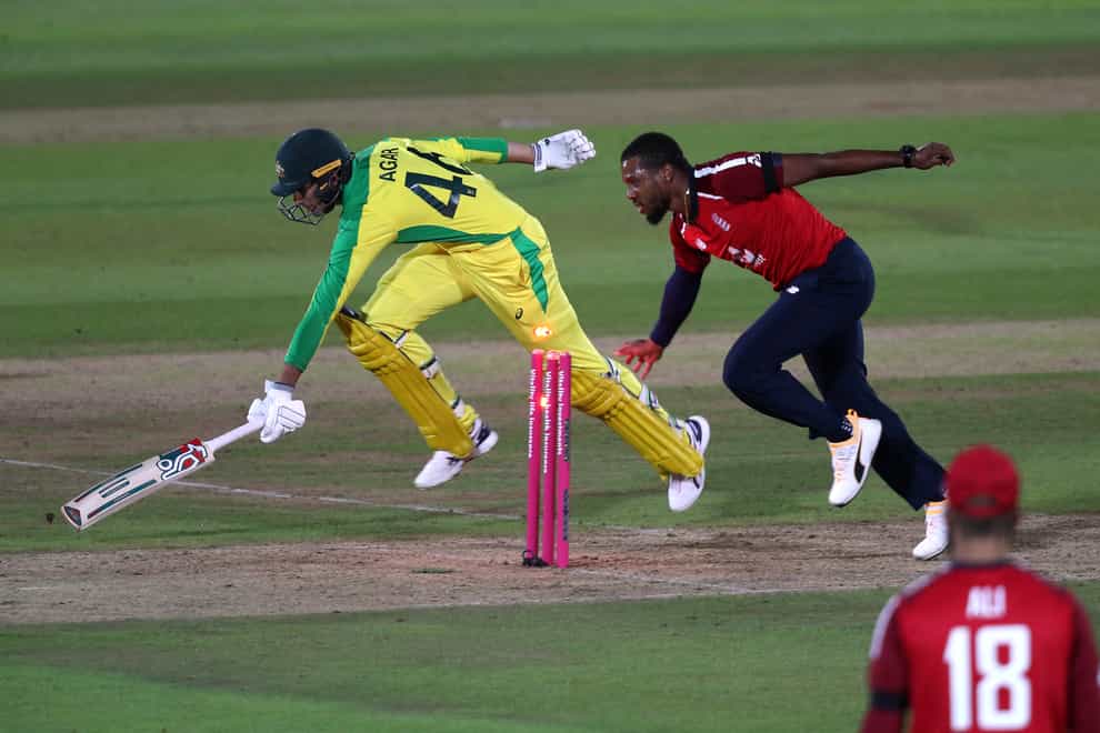 England’s Chris Jordan was able to run out Ashton Agar off the last ball of the penultimate over