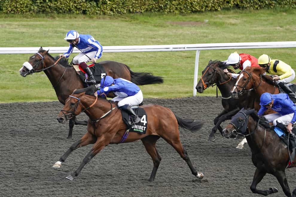 Mighty Gurkha hangs on for victory at Kempton