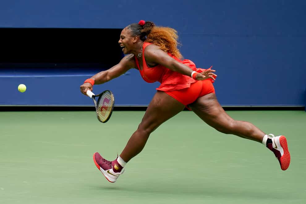 Serena Williams is through to the semi-finals in New York