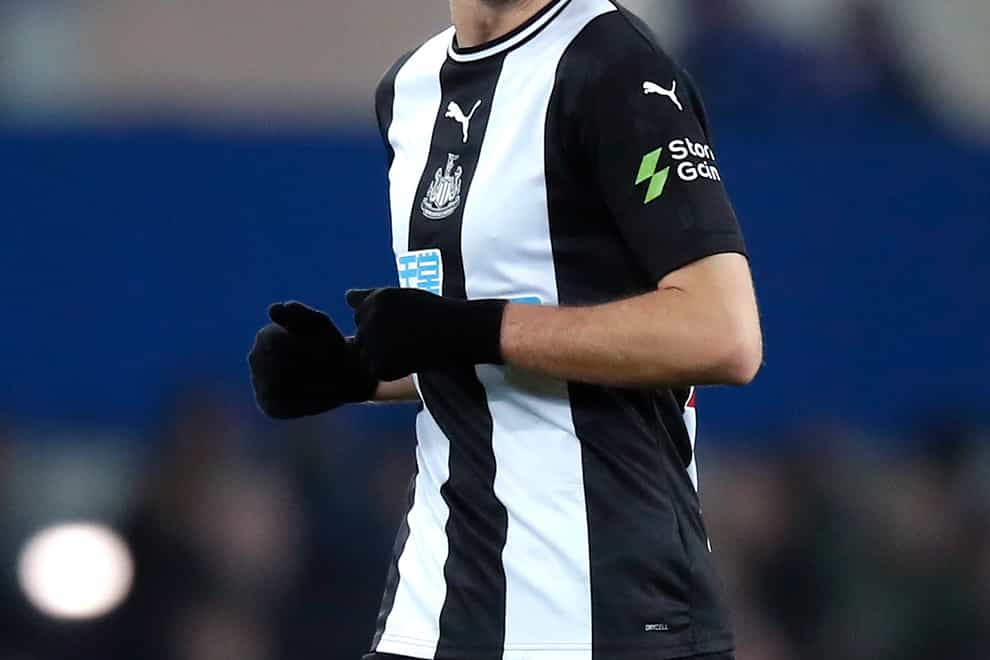 Newcastle defender Florian Lejeune has joined Alaves on a season-long loan deal