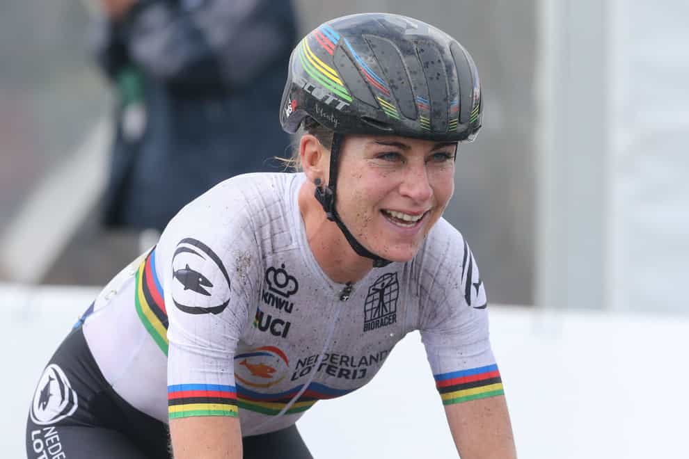 Annemiek van Vleuten leads the way of the nine-day race 