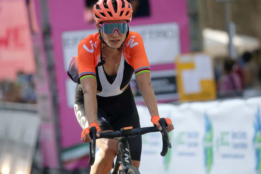 Vos proved the strongest up the final climb to Assisi