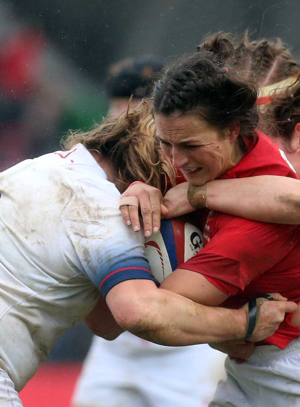 Lillicrap is confident of Wales Women paid contract to be introduced in her career