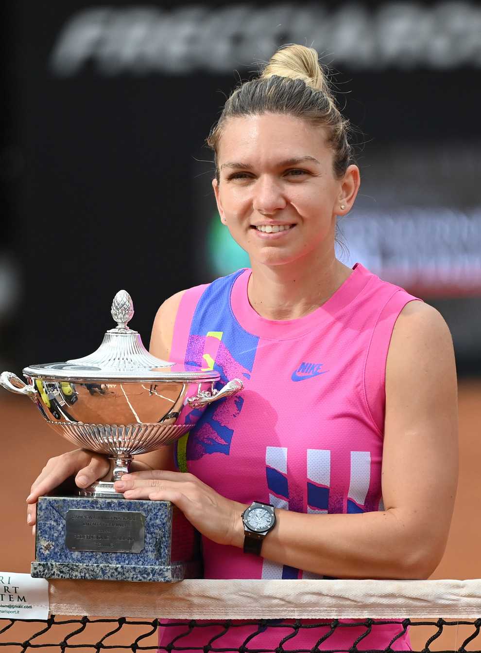 Simona Halep has won her third consecutive title of the 2020 season 