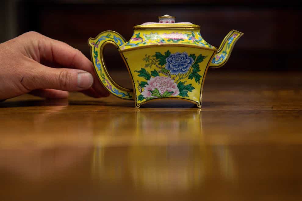 Imperial Chinese Teapot sale