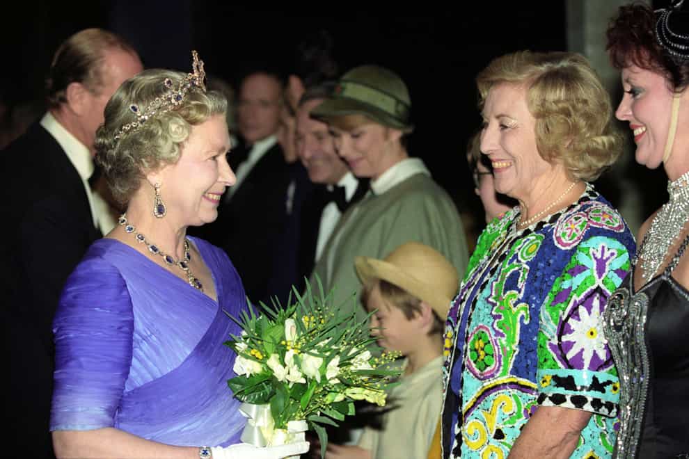 The Queen with Dame Vera Lynn in 1992 (Martin Keene/PA)