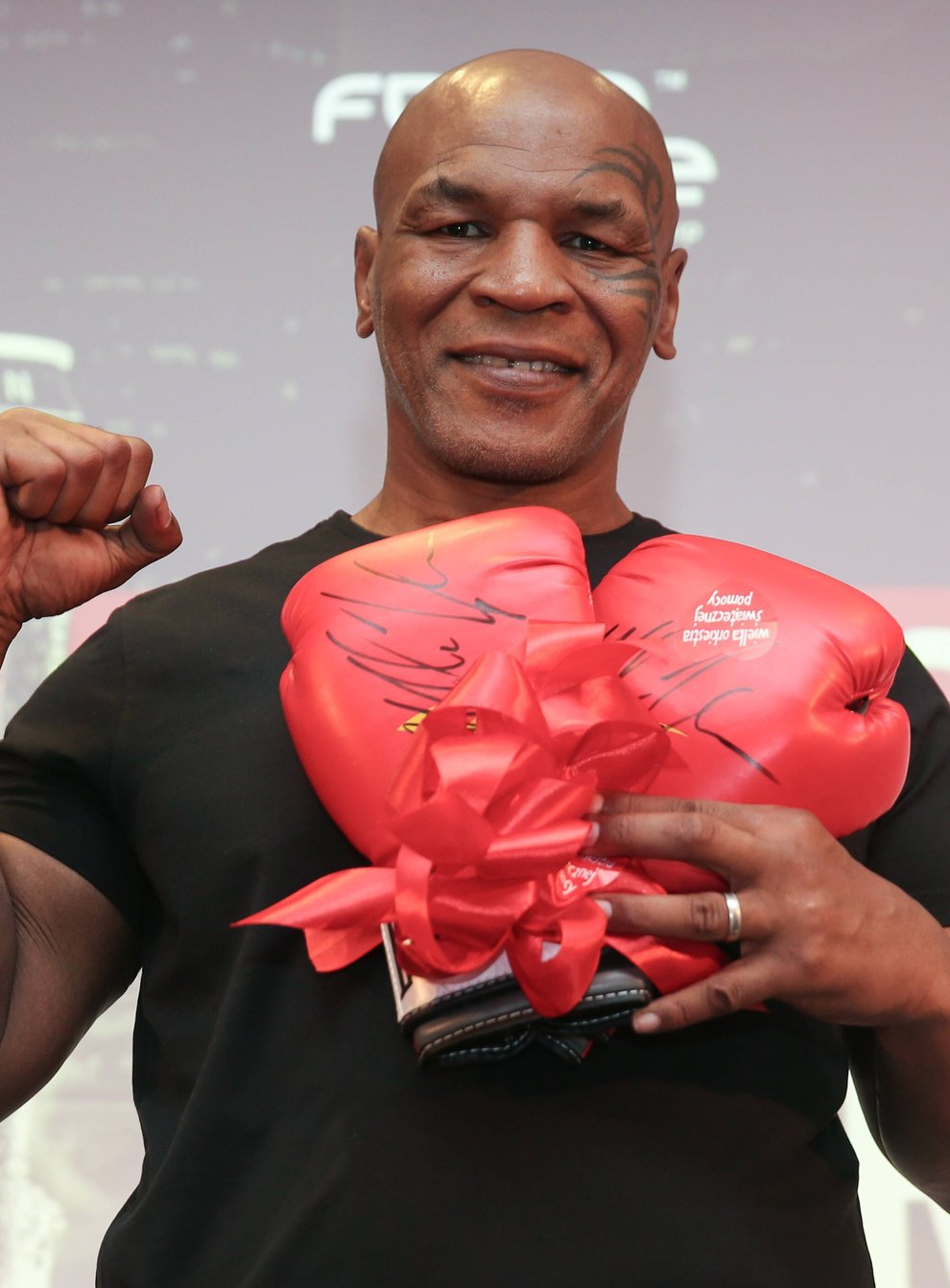 Warren spoke about how Tyson once punched him after a squabble over some jewellery