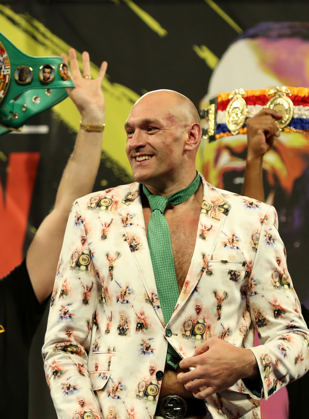 Fury insists he wants to fight in the UK in December