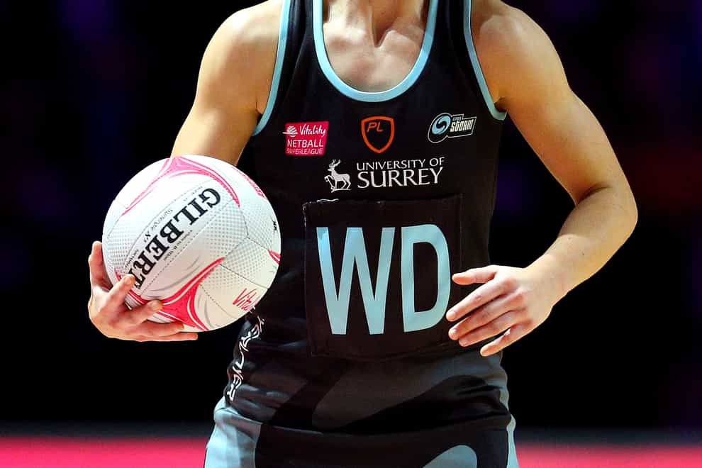 Niamh Cooper re-signs for Surrey Storm ahead of the new season