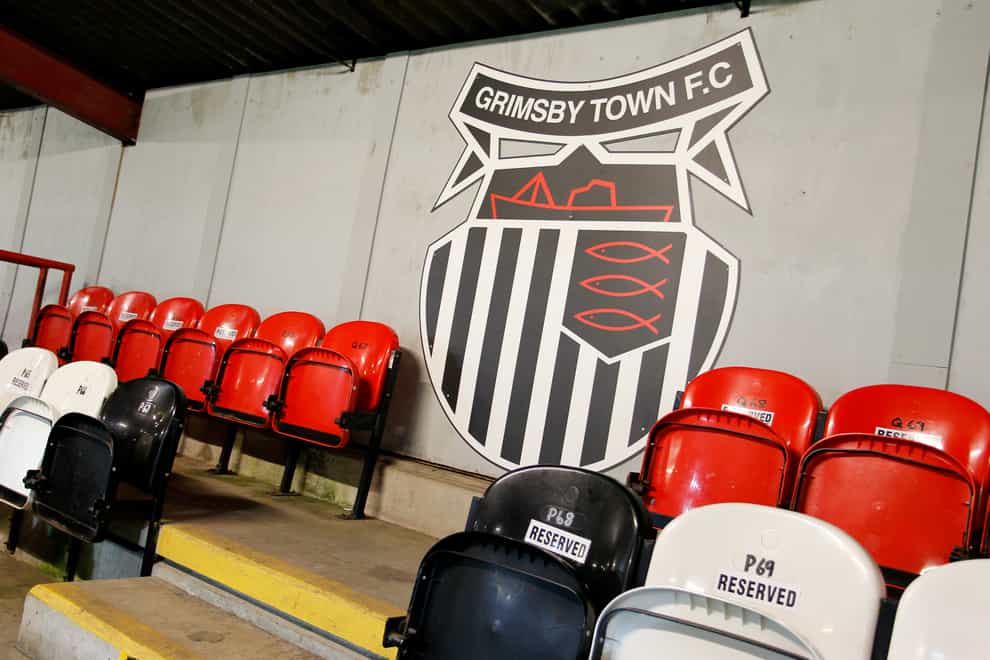 Grimsby sealed a last-gasp victory at Leyton Orient