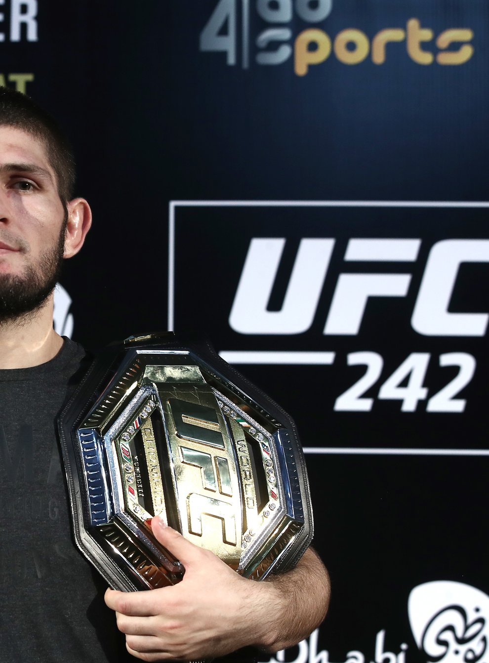 <p>Khabib moved to 29-0 as a professional MMA fighter this year</p>