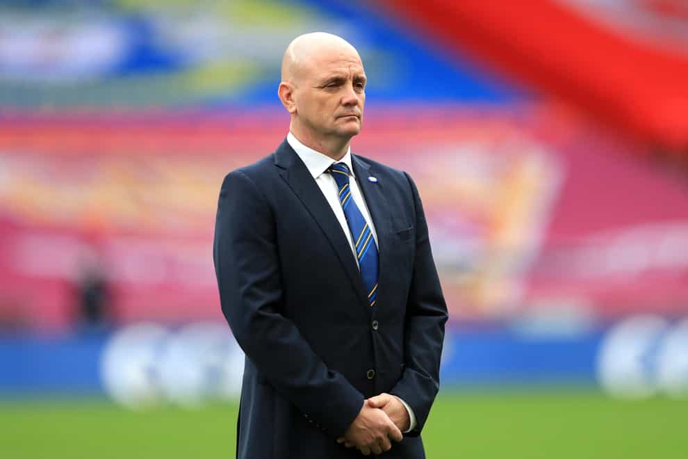 Leeds Rhinos coach Richard Agar has called for strong leadership from the RFL