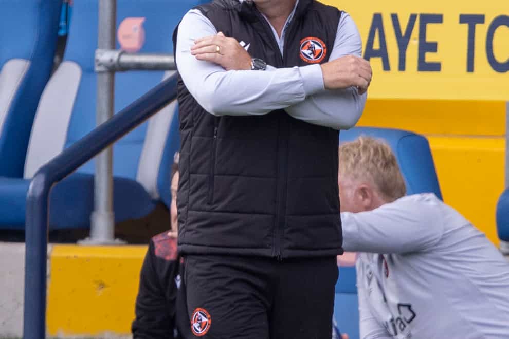 Micky Mellon hopes Dundee United's off-field issues will not affect his players