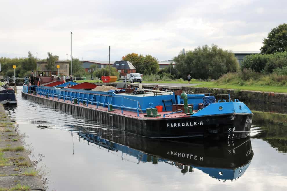 First commercial barge deliveries to Leeds in 20 years