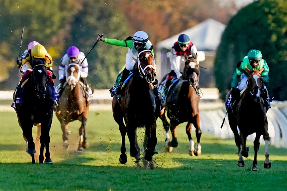 Aunt Pearl (centre) dominated her rivals at Keeneland