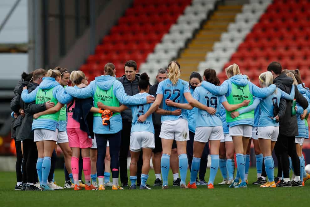 City lost a penalty shoot-out to Manchester United on Thursday but still went through to the last eight of the Conti Cup