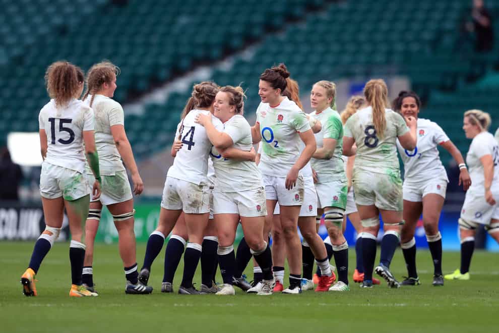 England blitzed France in the final ten minutes to win the match