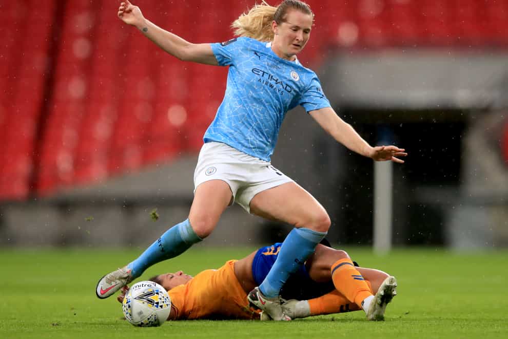 Mewis is ‘learning a lot’ at City