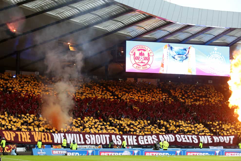 Motherwell fans at Hampden in the 2017-18 Betfred Cup final