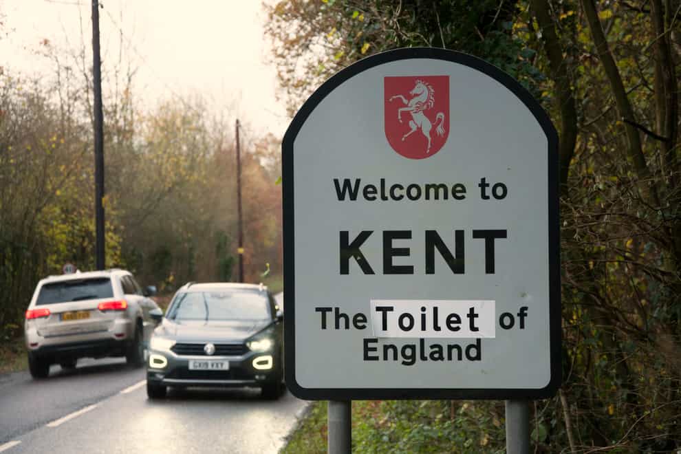 Road signs on the boundaries of Kent have been altered in protest