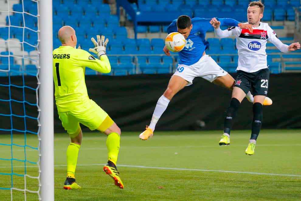 Ohi Omoijuanfo scores the second goal for Molde