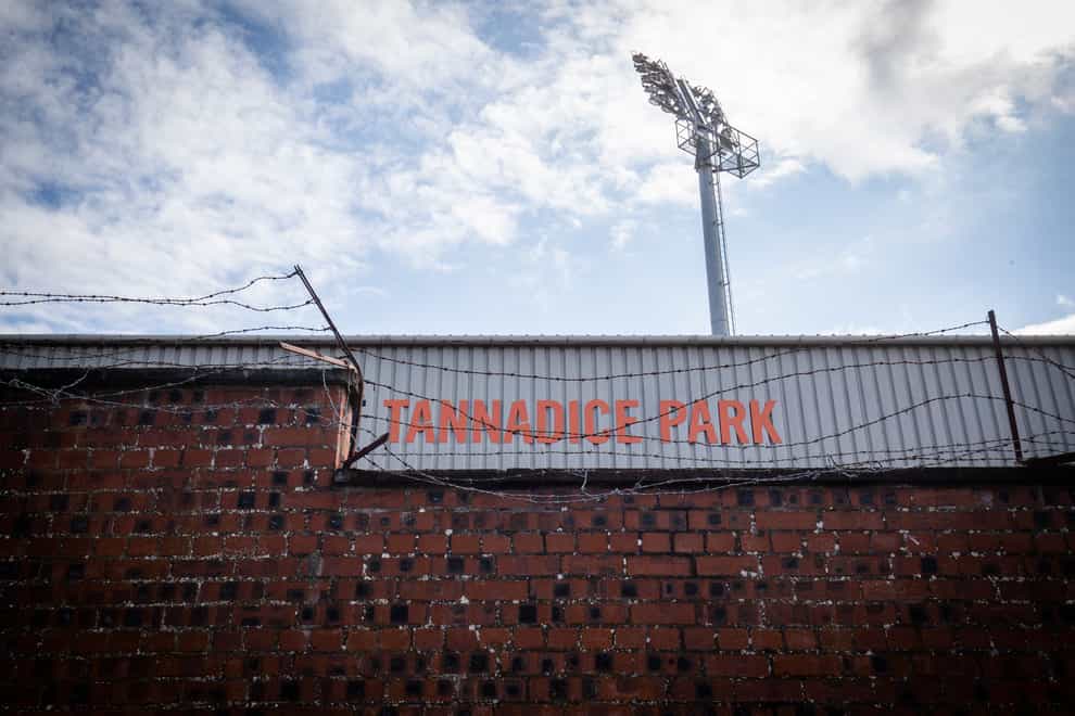 A Covid-19 outbreak hit Dundee United