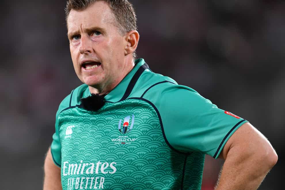 Nigel Owens has announced his retirement as a referee